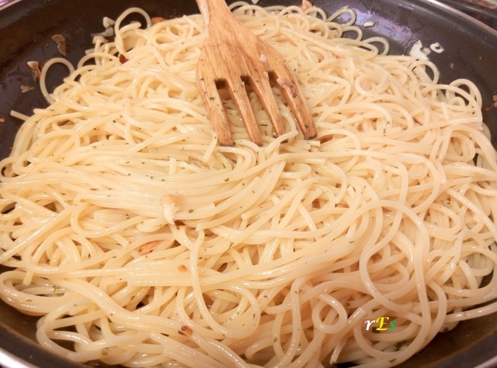 espaguetis_aglio_oleo_paso03